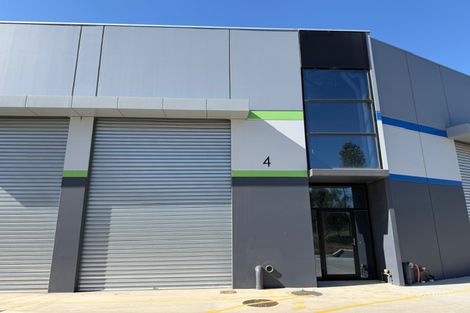 4 Moonah Cct, Brooklyn, VIC 3012