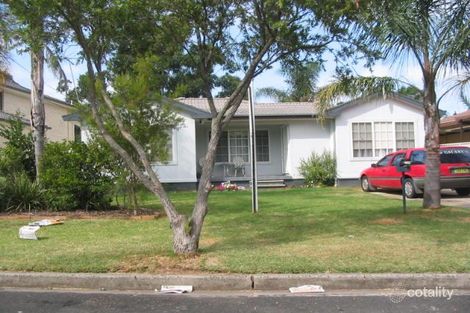 10 Toby Cres, Panania, NSW 2213