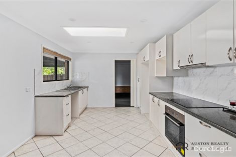 Property photo of 40 Cinderella Drive Springwood QLD 4127