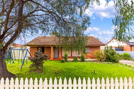 Property photo of 4 Barnes Crescent Parafield Gardens SA 5107