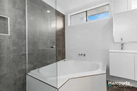 Property photo of 74 Robert Street Tenambit NSW 2323