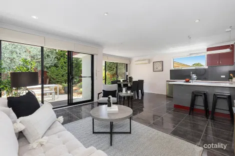 Property photo of 95 Francis Forde Boulevard Forde ACT 2914