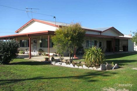 24 Inverell St, Delungra, NSW 2403