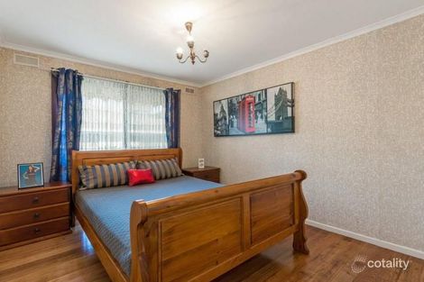 Property photo of 75 Mulhall Drive St Albans VIC 3021