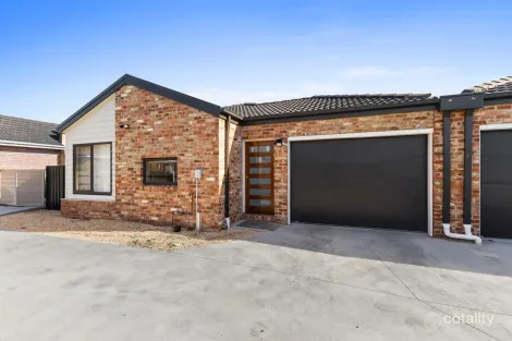 Property photo of 2/32 Bennett Street Moe VIC 3825