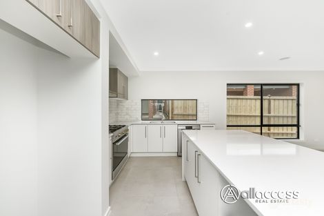 Property photo of 11 Songlark Crescent Carrum Downs VIC 3201
