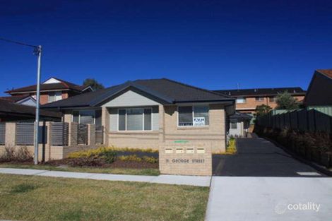 31 George St, East Gosford, NSW 2250