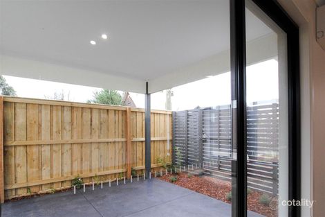 Property photo of 13/17 Golden Elm Way Lyndhurst VIC 3975