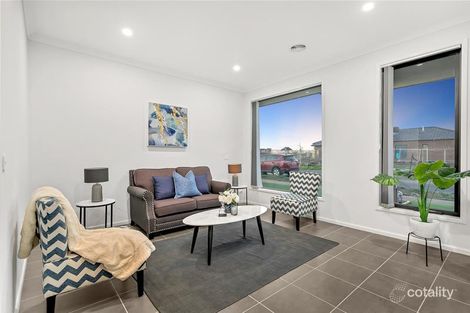 Property photo of 31 Swanley Street Donnybrook VIC 3064