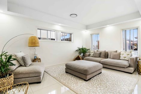 Property photo of 3 Brushtail Court Casula NSW 2170