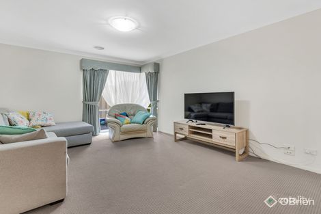 Property photo of 11 Yankos Drive Werribee VIC 3030