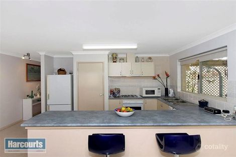 Property photo of 11 Village Lane Success WA 6164