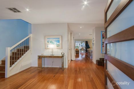 Property photo of 30 Quayside Drive Helensvale QLD 4212