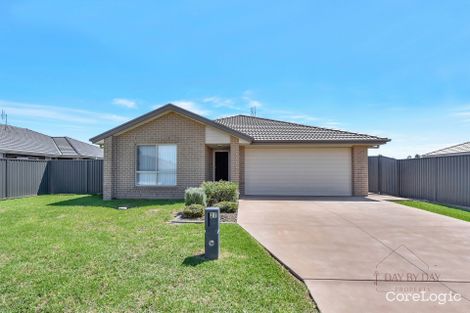 Property photo of 27 Lake View Crescent Raymond Terrace NSW 2324