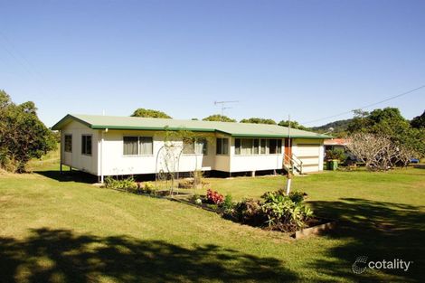 694 Sarina Beach Rd, Sarina, QLD 4737