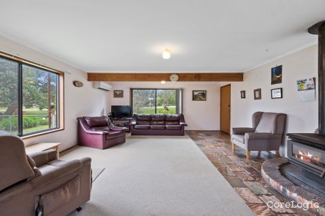 Property photo of 37 Banksia Avenue Sandy Point VIC 3959