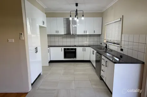 14 Barry Ave, Mildura, VIC 3500