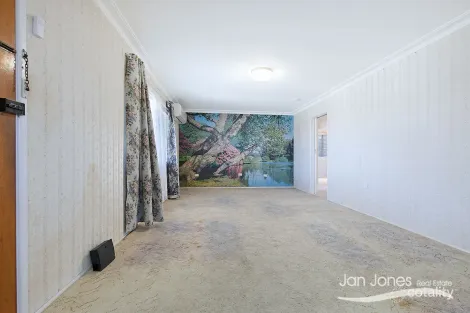 Property photo of 30 Alkooie Avenue Clontarf QLD 4019