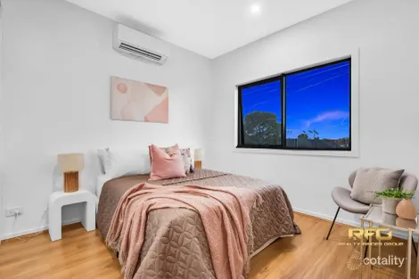 Property photo of 1/54 Henry Street St Albans VIC 3021