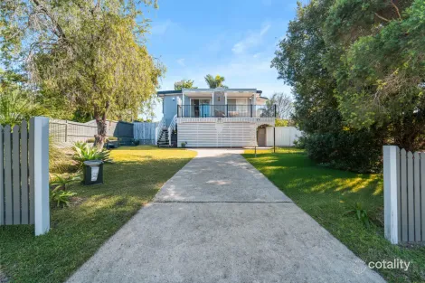 Property photo of 1 Waratah Street Albany Creek QLD 4035