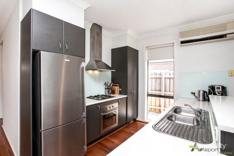 Property photo of 59 Rutherglen Crescent Gowanbrae VIC 3043