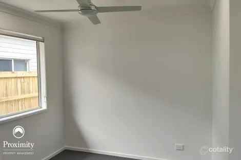 Property photo of 7 Olivia Street Beachmere QLD 4510