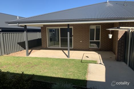 Property photo of 38 Strauss Street Springdale Heights NSW 2641