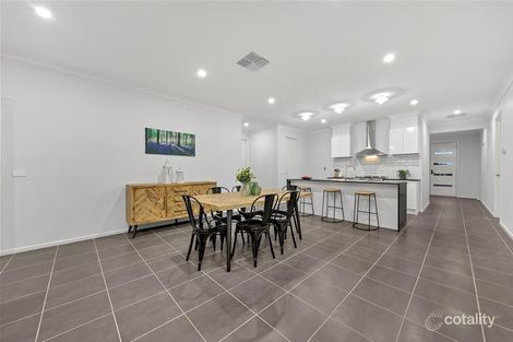 Property photo of 31 Swanley Street Donnybrook VIC 3064