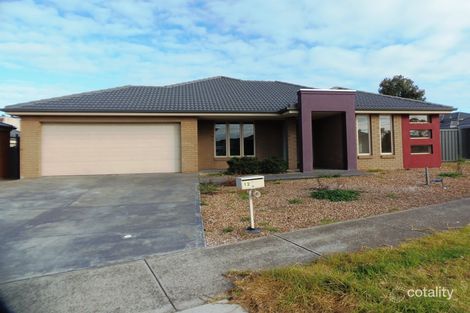 Property photo of 12 Gill Place Caroline Springs VIC 3023