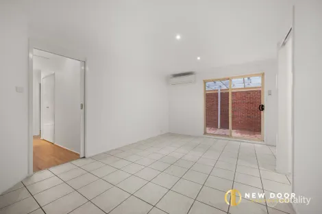 Property photo of 17 Windradyne Street Ngunnawal ACT 2913