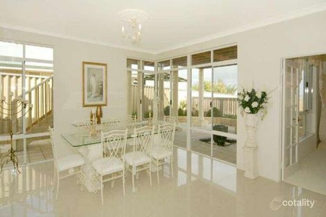 Property photo of 20 Highview Rise Halls Head WA 6210