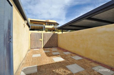 Property photo of 2/127 Rockingham Beach Road Rockingham WA 6168