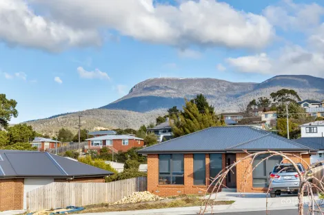 Property photo of 10 Lonergan Road Glenorchy TAS 7010