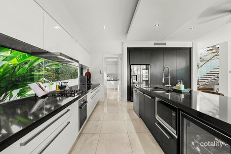 Property photo of 4012 Quayside Benowa QLD 4217