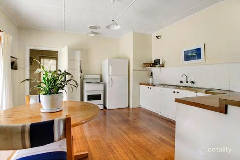 Property photo of 4 Holyrood Avenue Sorrento VIC 3943
