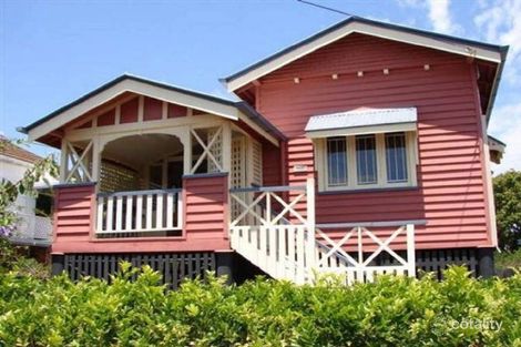 Property photo of 73 Mountjoy Terrace Wynnum QLD 4178
