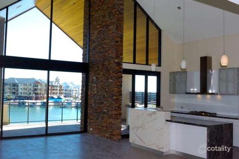 Property photo of 3/48 Ormsby Terrace Mandurah WA 6210