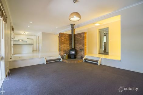 Property photo of 10 Fauna Avenue Badger Creek VIC 3777