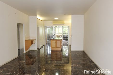 Property photo of 4/33 Clarence Road Indooroopilly QLD 4068