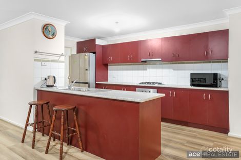 Property photo of 73 Fantail Crescent Williams Landing VIC 3027