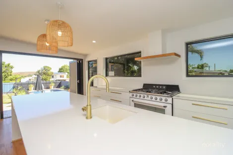 Property photo of 12 Dowsett Crescent Healy QLD 4825