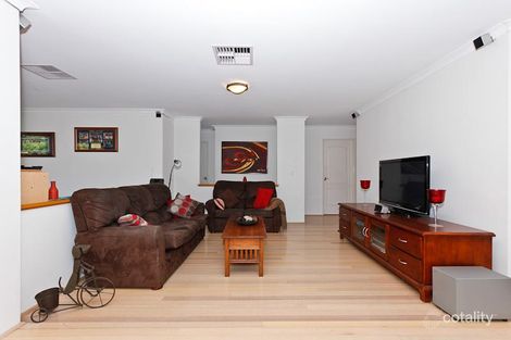 Property photo of 21 Cashmere Gardens Ballajura WA 6066