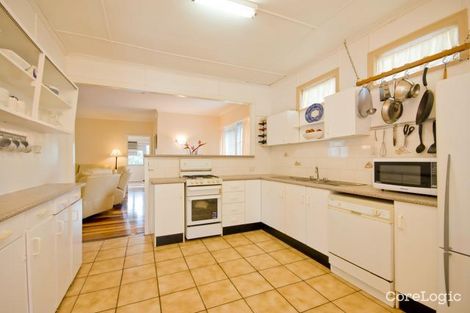 Property photo of 33 Boundary Road Indooroopilly QLD 4068