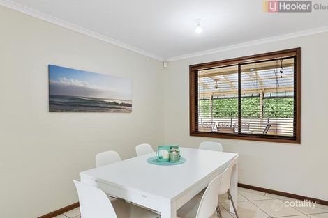 Property photo of 16 Victoria Avenue Woodcroft SA 5162