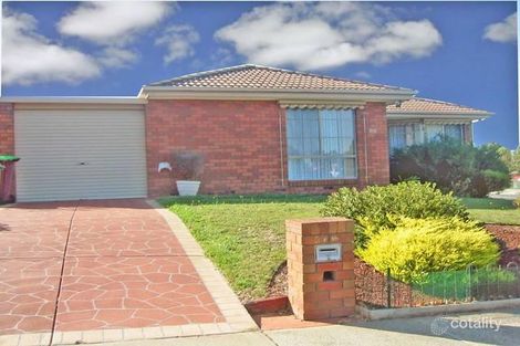 1/96 Norfolk Dr, Narre Warren, VIC 3805