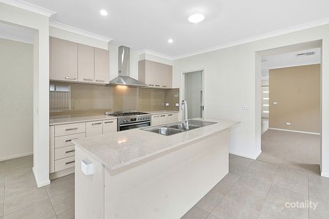 Property photo of 37 Marrone Boulevard Cranbourne East VIC 3977