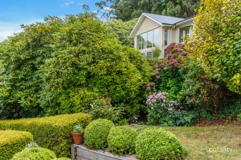 Property photo of 17 Wynn Avenue Mount Macedon VIC 3441