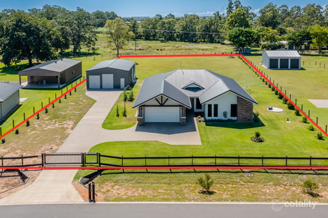 Property photo of 25 James Henderson Way Gooburrum QLD 4670