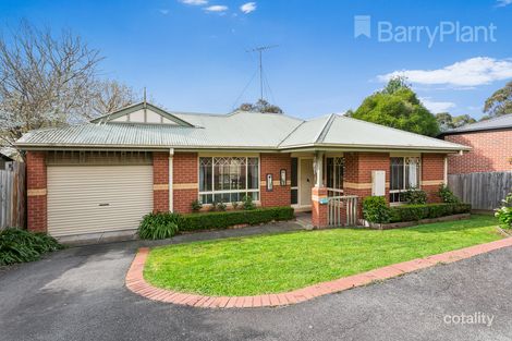 Property photo of 2/2 Warrington Crescent Wattle Glen VIC 3096