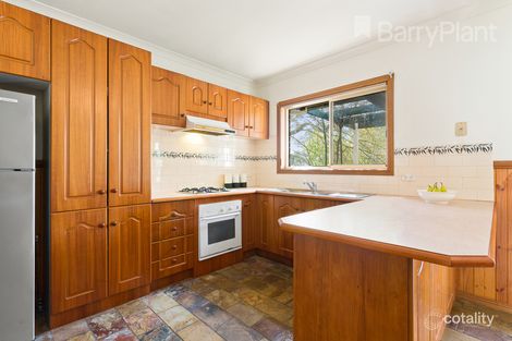 Property photo of 2/2 Warrington Crescent Wattle Glen VIC 3096